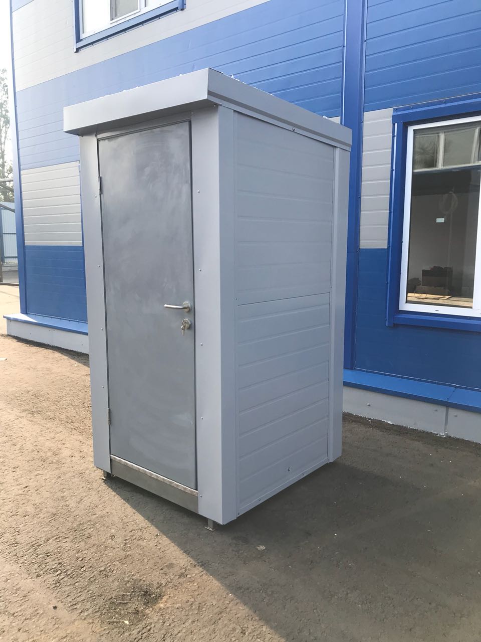 Теплая туалетная кабина ЭКОС-1 с баком на 250 л. в Электростали